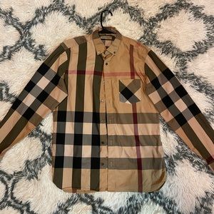 Burberry Mens Somerton Check Shirt, Lightly Used, Size M. Retail is $490.